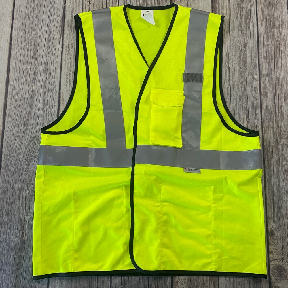 3M Surveyor's Safety Vest Class 2 Vest OSFM Scotchlite Reflective Material.